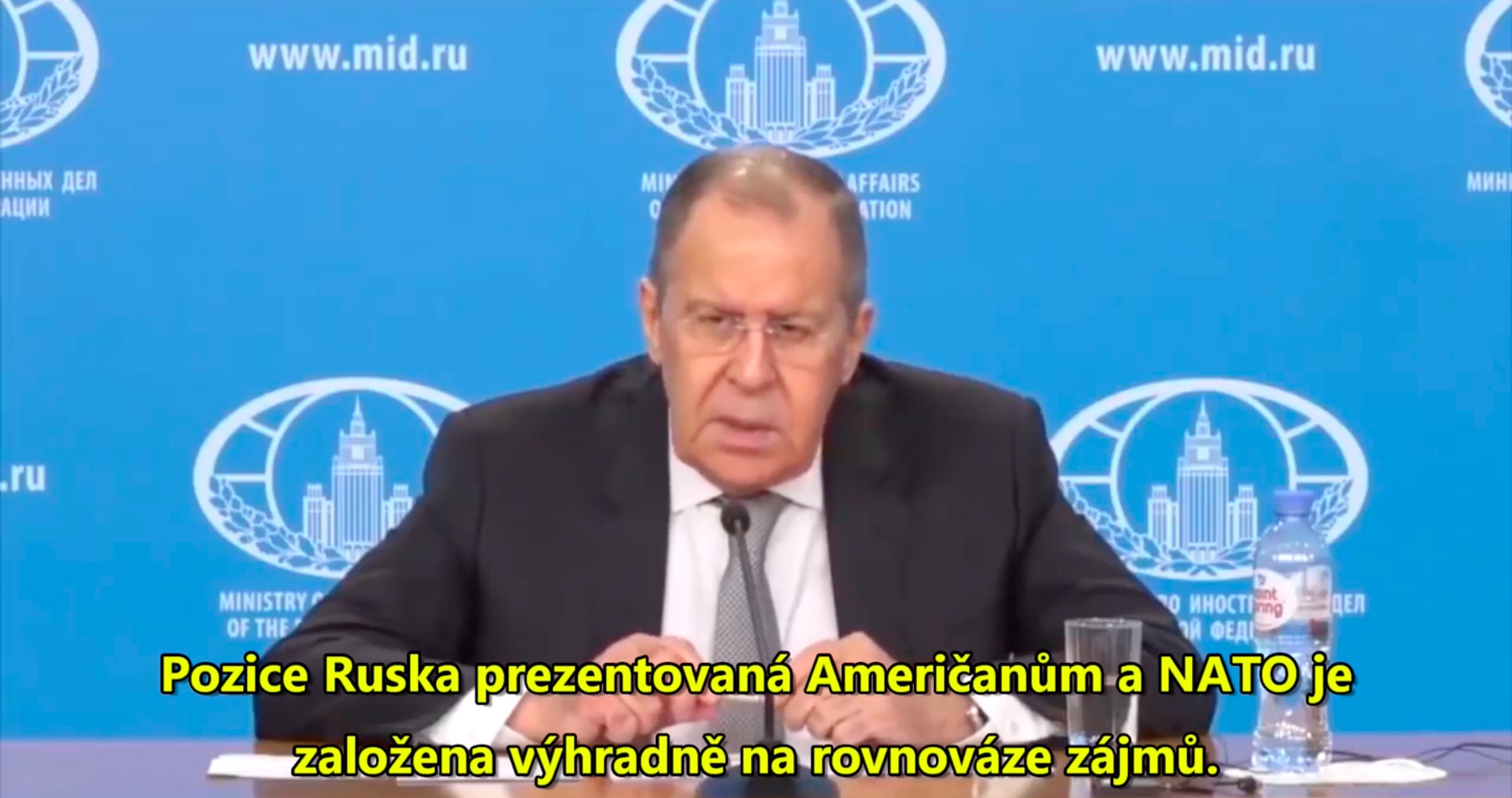 VIDEO: Sergej Lavrov potvrdil, že NATO a USA chystají okolo Ukrajiny a Ruska vojenské základny na válku!