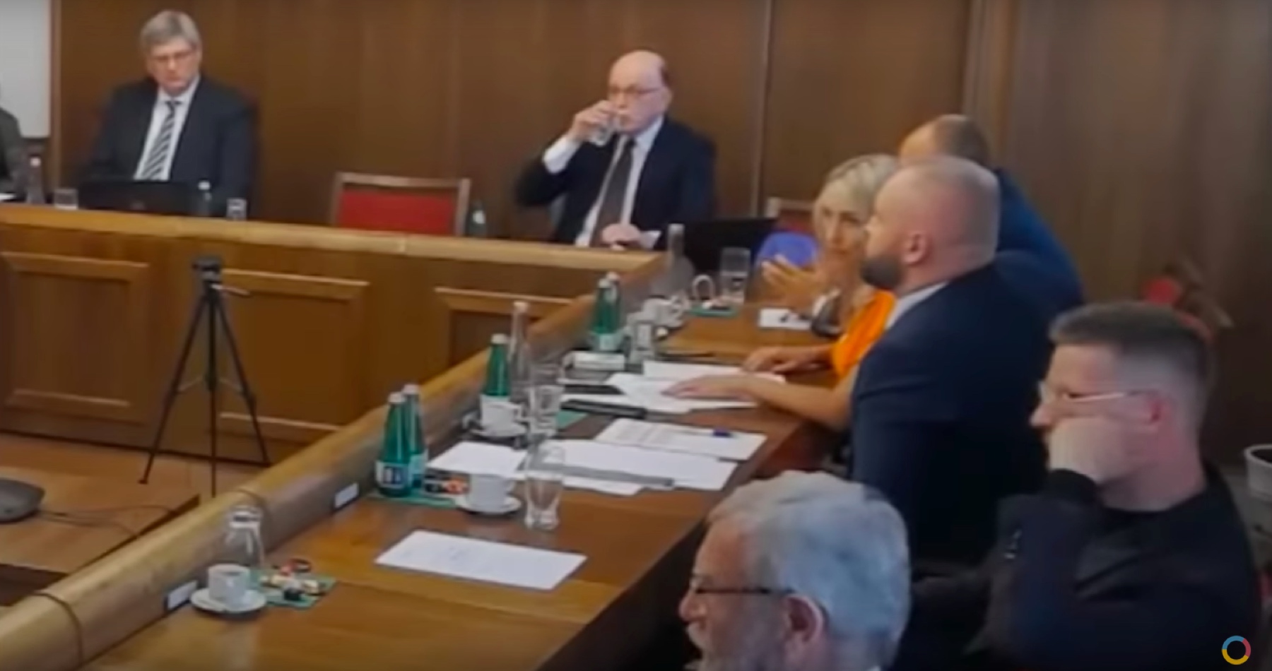 VIDEO: Koaličná poslankyňa sa obula do Kolíkovej, ktorá odvolala z funkcie šéfa bratislavského okresného súdu po tom, čo upozornil na nazákonnosť postupu NAKA, keď jej príslušníci žiadali vydať utajovaný spis týkajúci sa prípadu kajúcnikov Makóa a Beňu